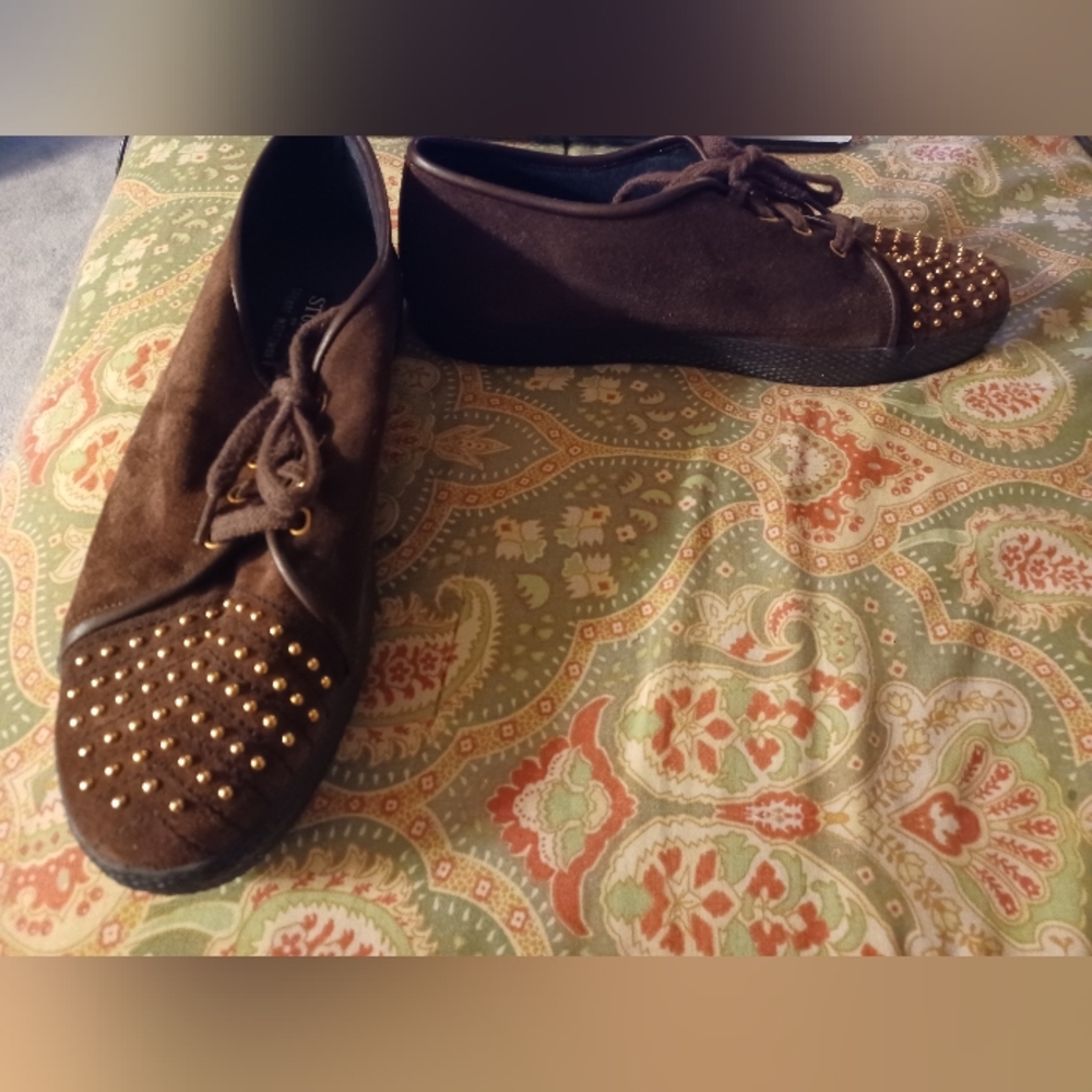 Stuart Weitzman 11 Brown Suede Flats Shoes with Gold Studs